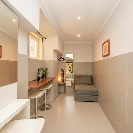 Apartment Downtown Typical By Hosty *