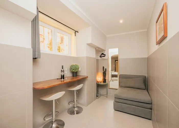 דירה Downtown Typical By Hosty Bicas